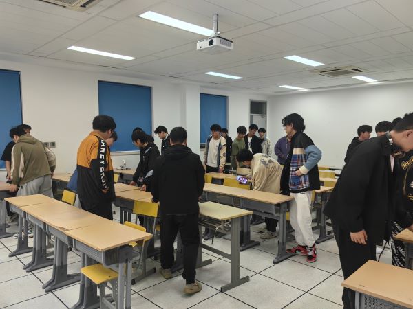 完美体育官方网站