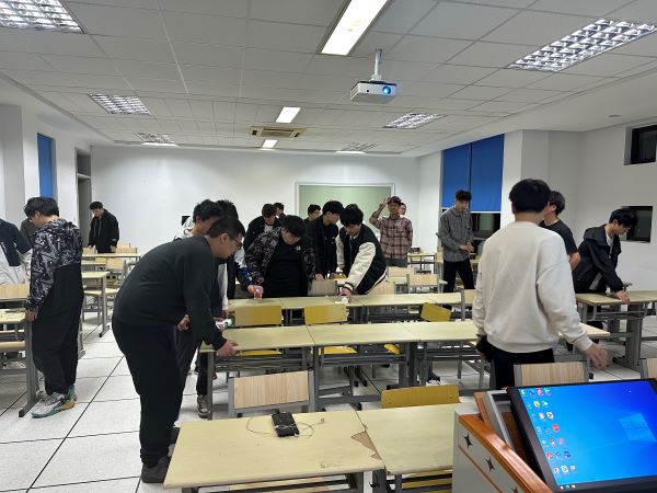 完美体育官方网站